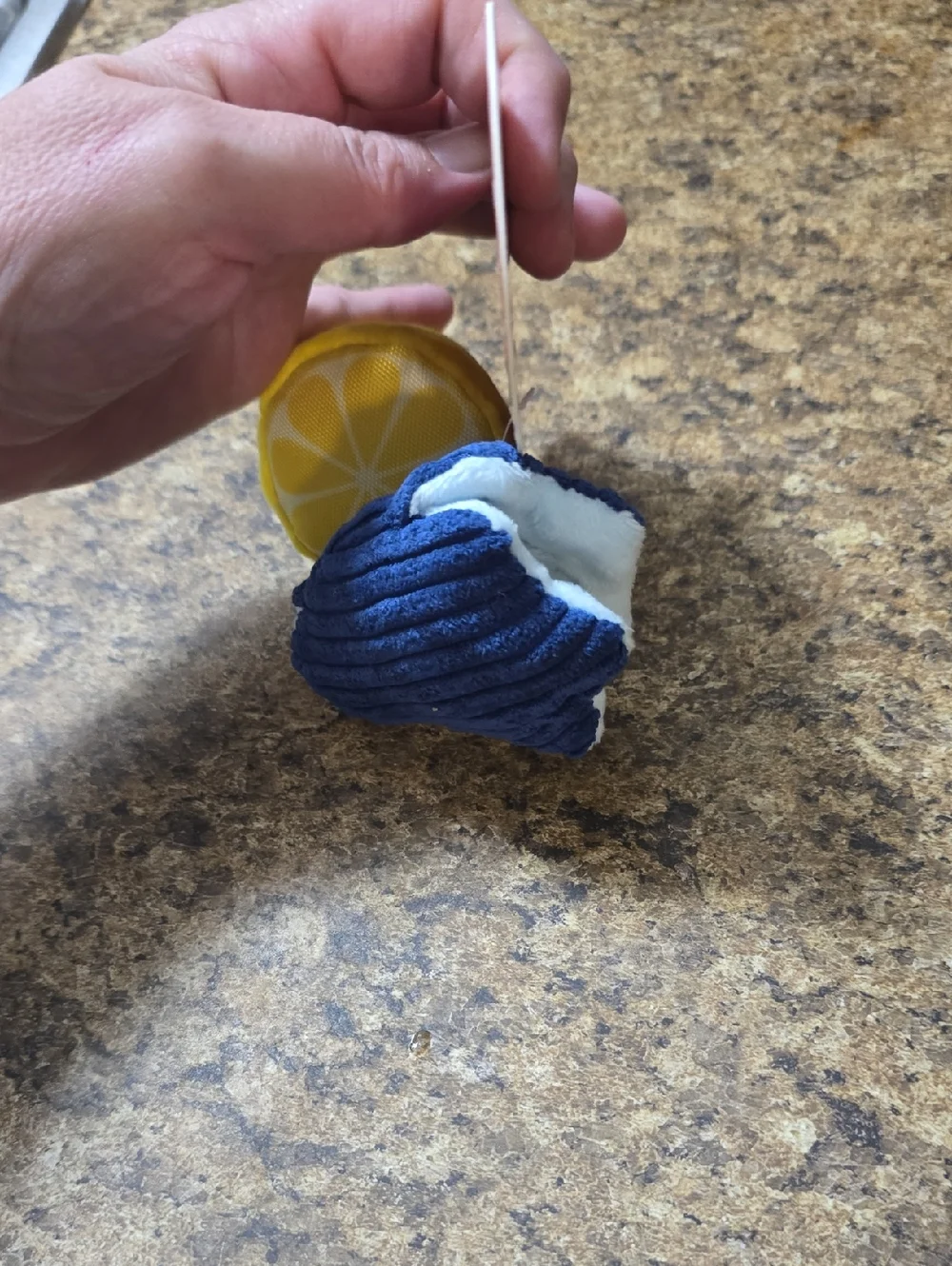 Bark Lemon Pupper Oyster Toy - Yellow & Navysize Small 0-20 Pounds NWT